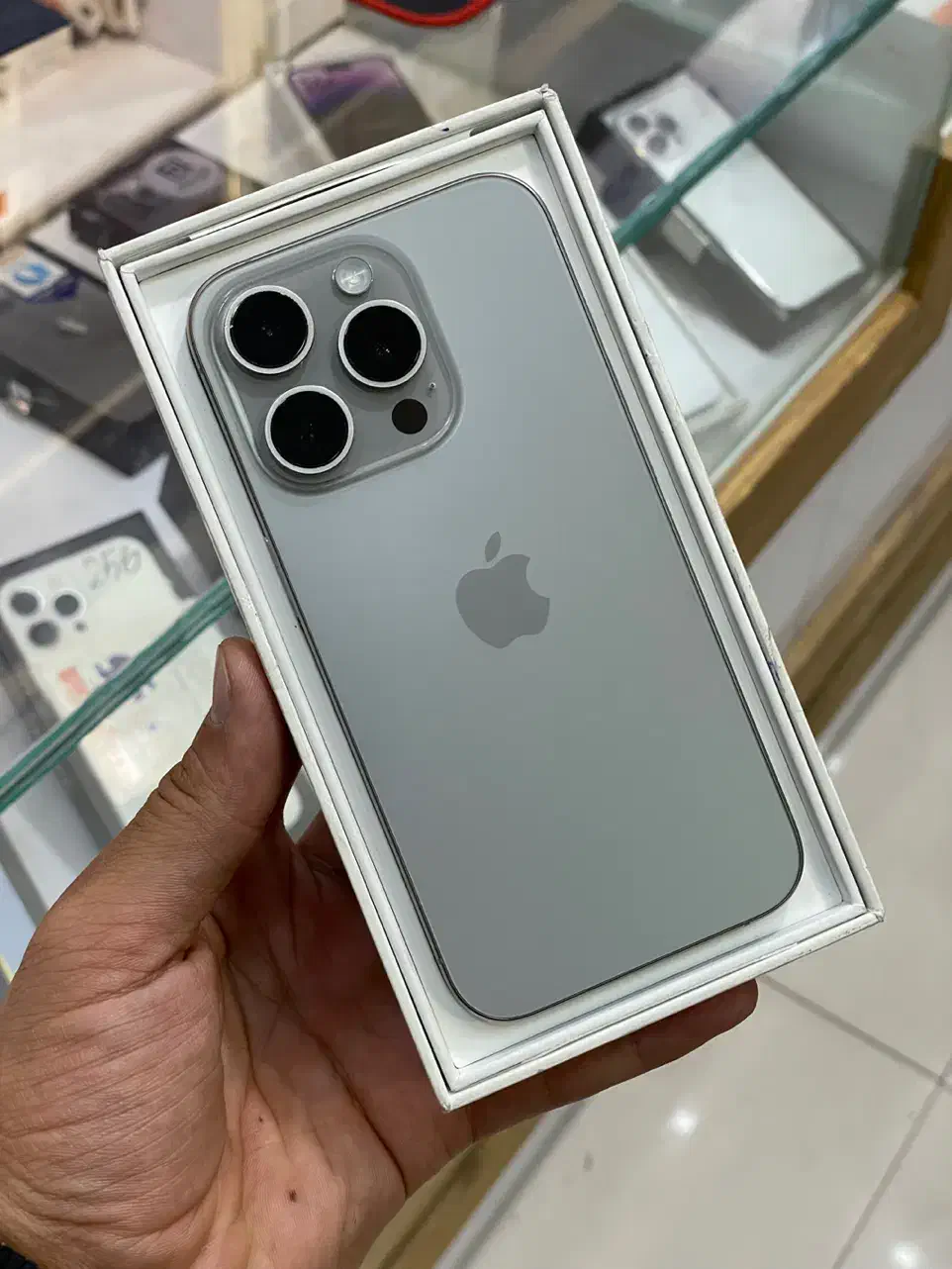 15pro 256/Zaa %100 پک اصلی نچرال|موبایل|یزد, |دیوار