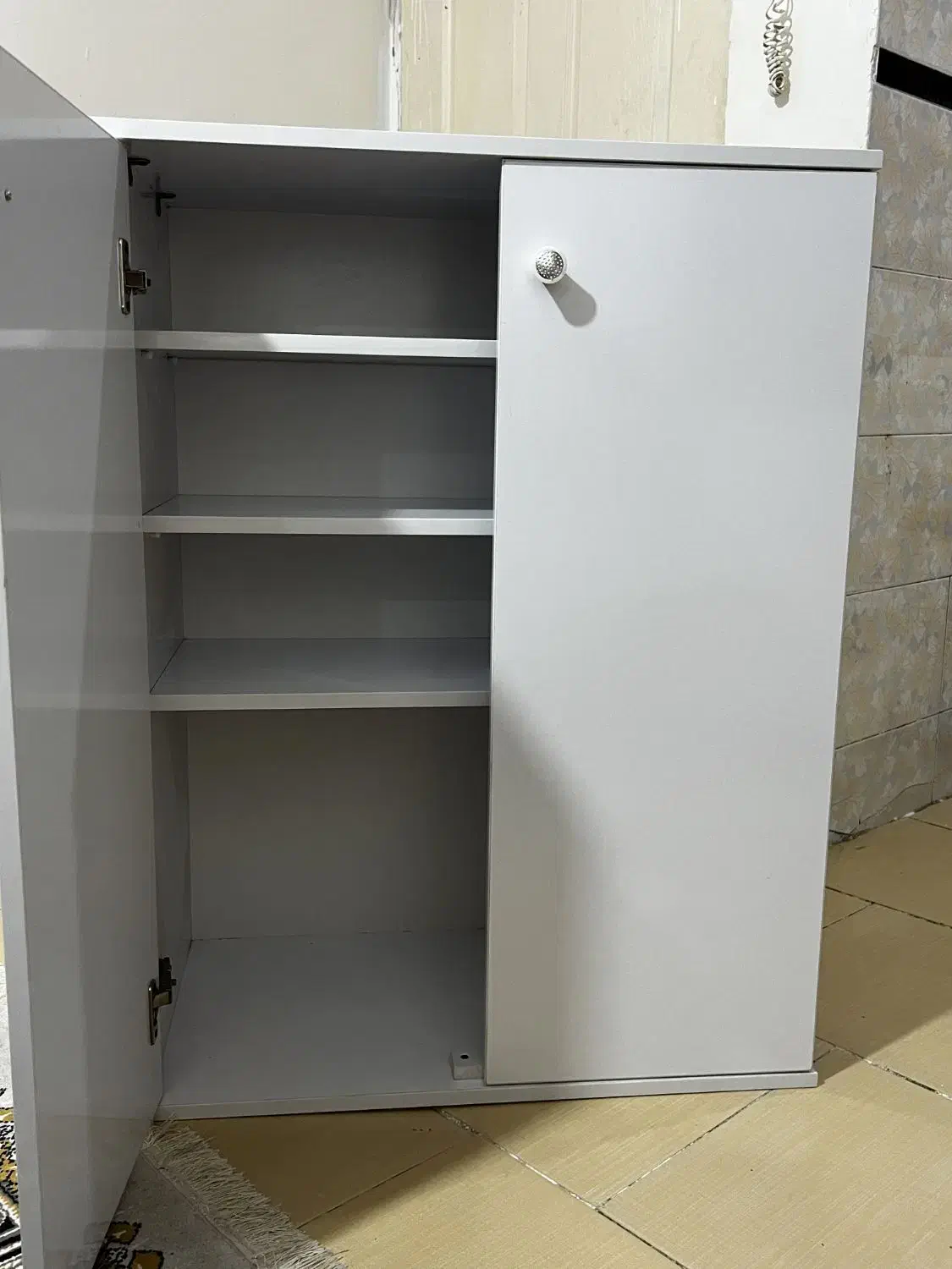 جاکفشی ودراور و....|جاکفشی، کمد، دراور|رشت, پیرکلاچای|دیوار