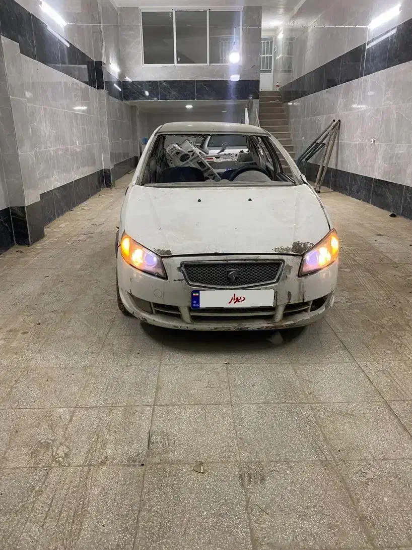 رانا مدل ۹۲ تصادفی روشن حرکت کم هزینه لوازم کامل|خودرو سواری و وانت|اصفهان, قهجاورستان|دیوار