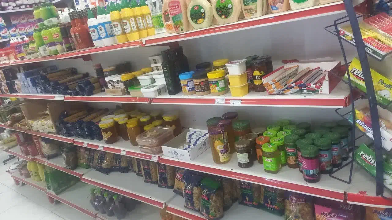 فروش اجناس فروشگاه زیر قیمت فاکتور|فروشگاه و مغازه|گلپایگان, |دیوار