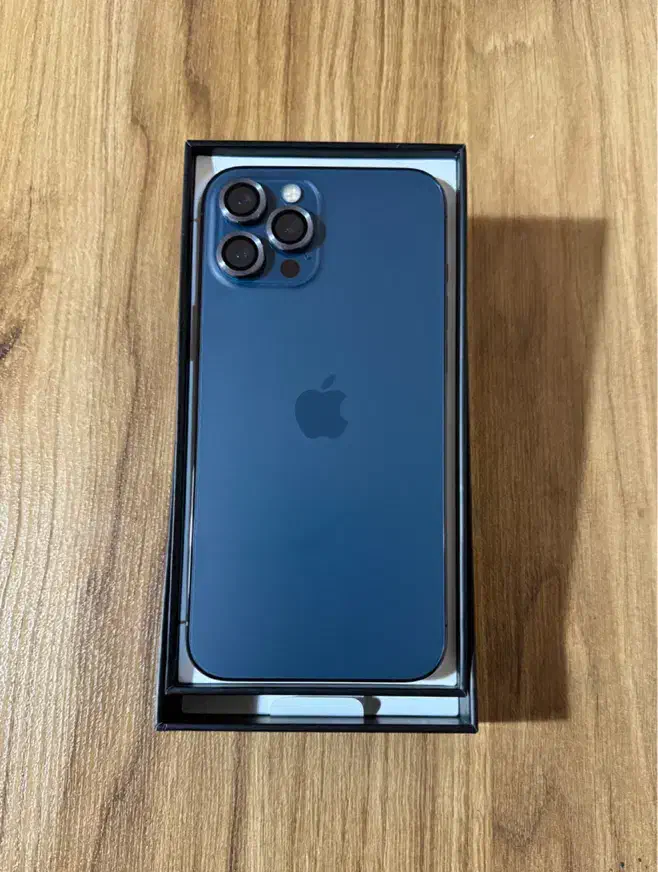 iphone 12 pro max|موبایل|شیراز, قدوسی شرقی|دیوار