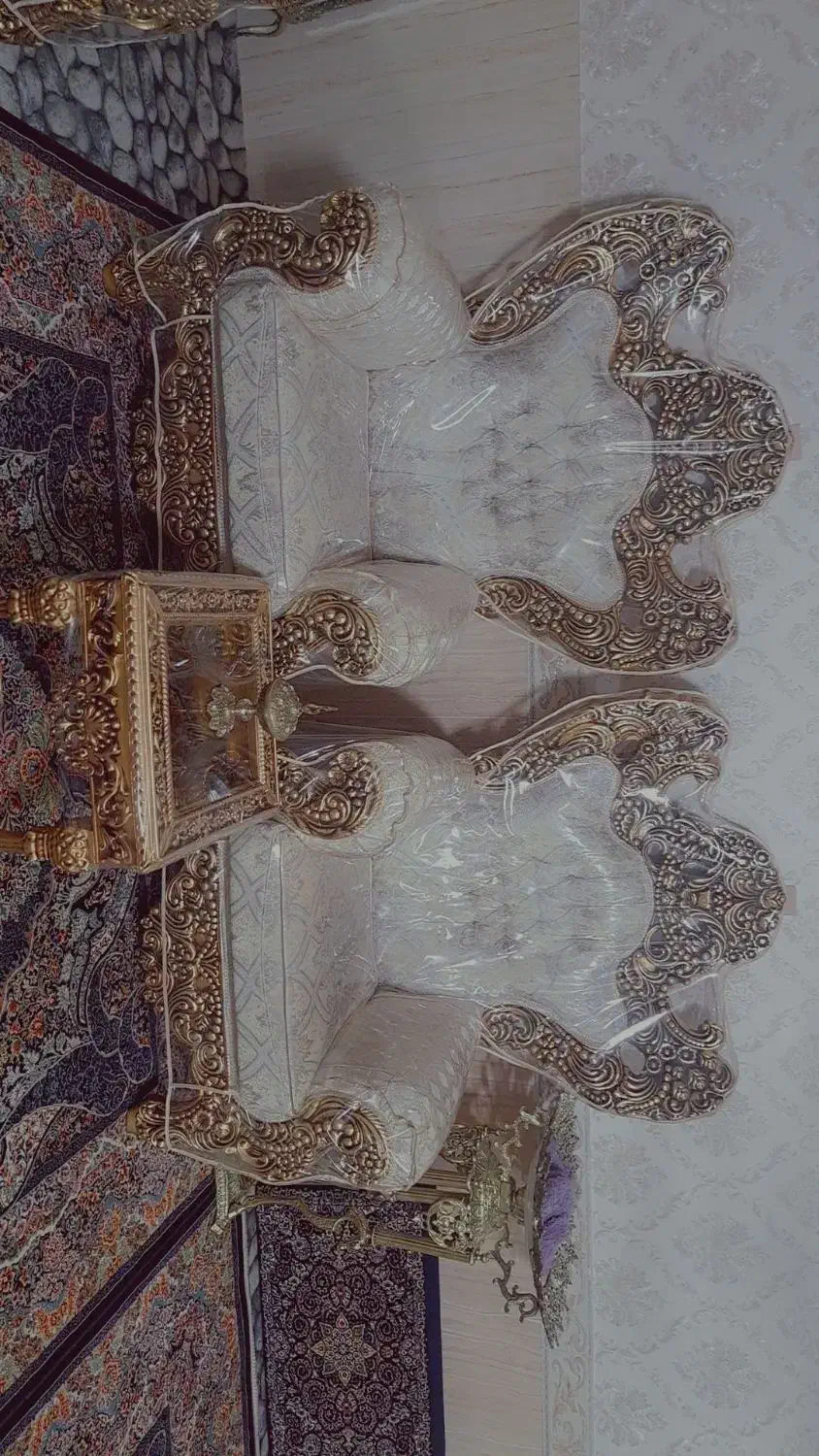 مبل سلطنتی هفت نفره شیک وخاص پسند|مبلمان خانگی و میز عسلی|آبیک, |دیوار