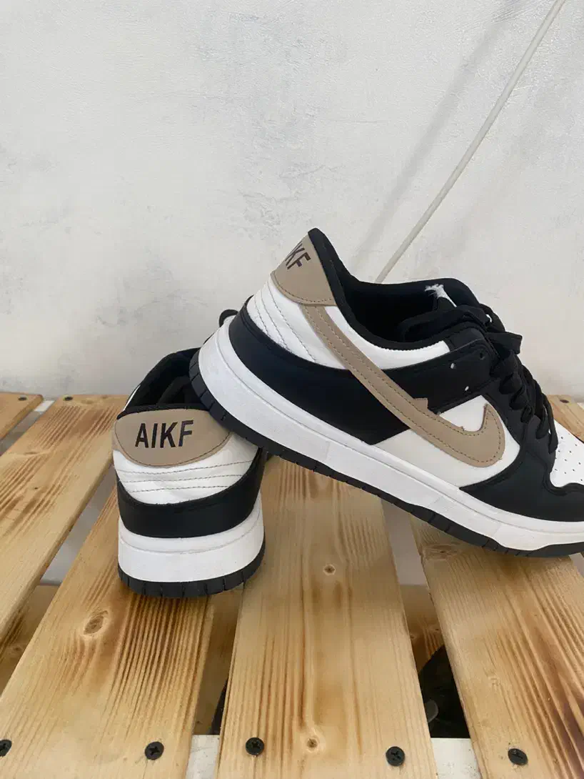 کتونی ویتنام|کیف، کفش، کمربند|کاشان, فاز ۲ ناجی آباد|دیوار