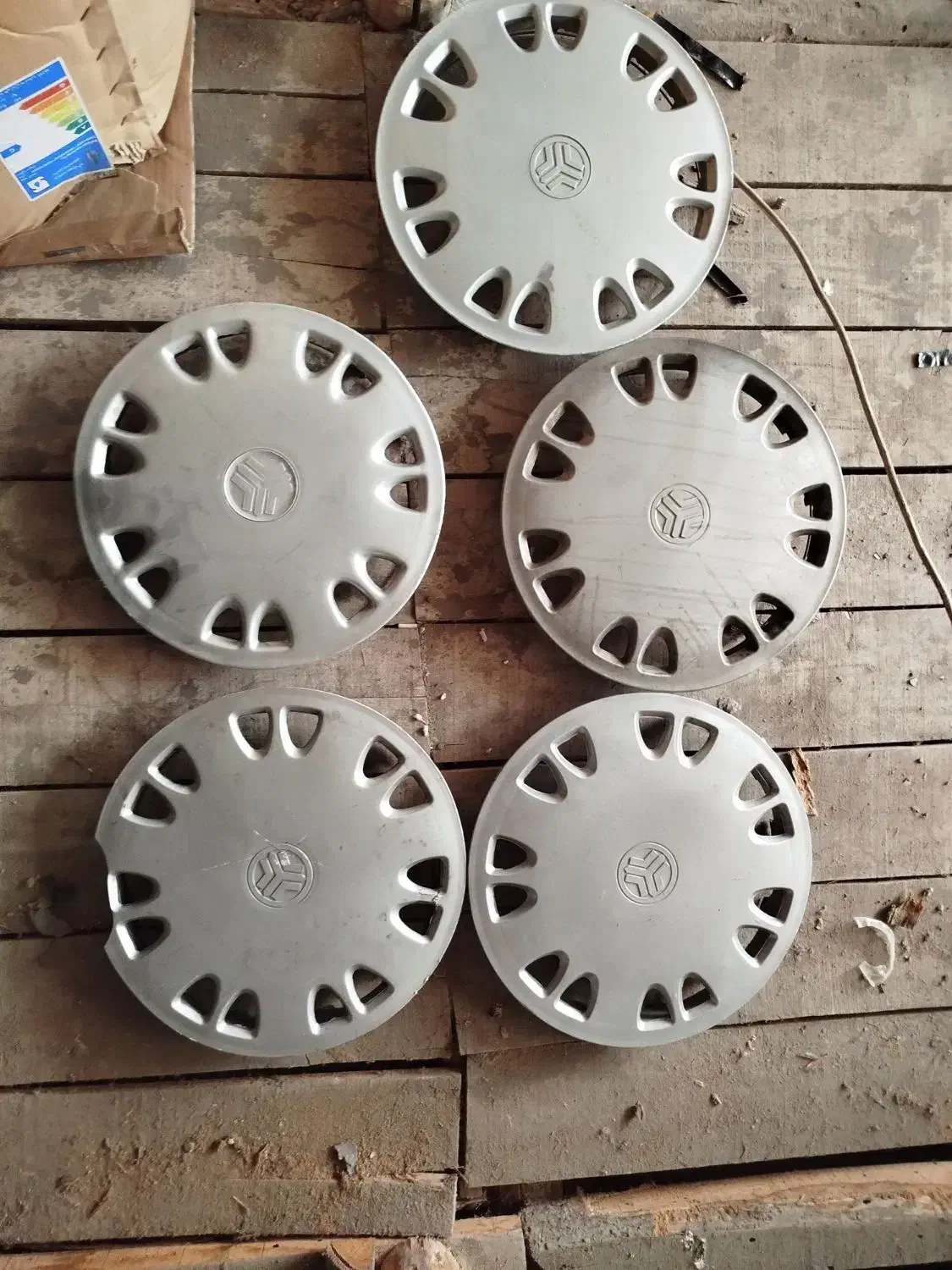 لوازم و قالپاق پراید|قطعات یدکی و لوازم جانبی|رشت, لاکانی|دیوار