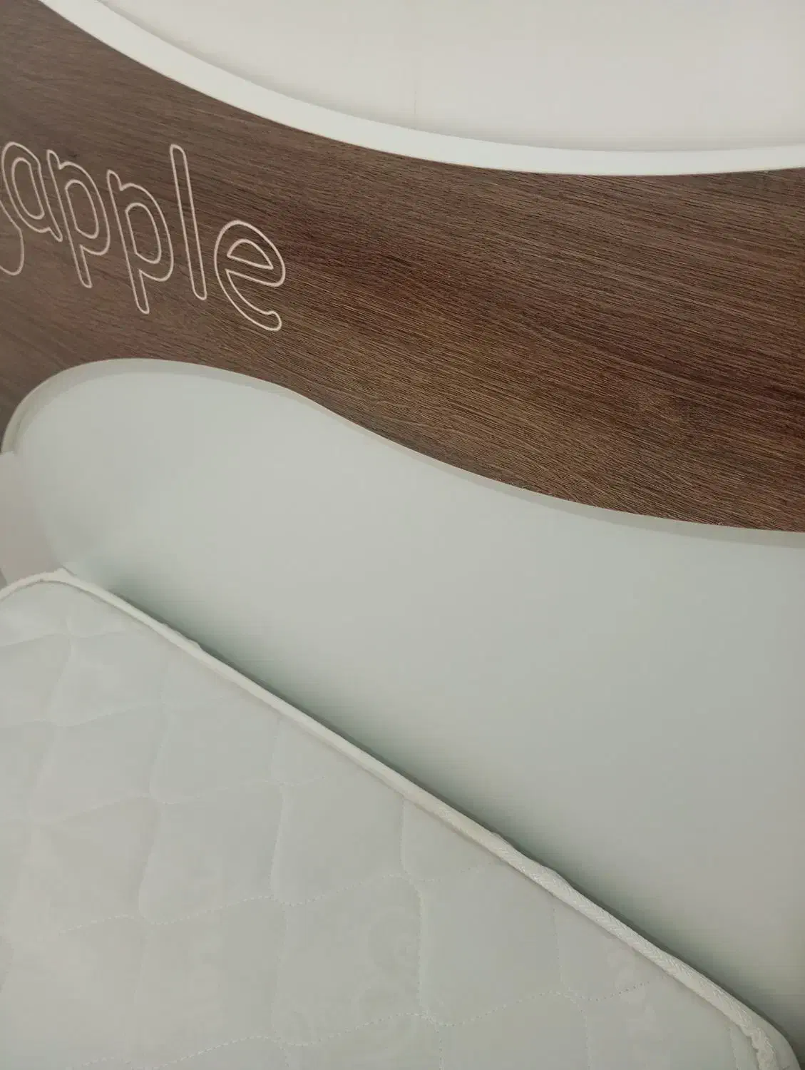 تخت ۱نفره|تخت و سرویس خواب|باغستان, |دیوار