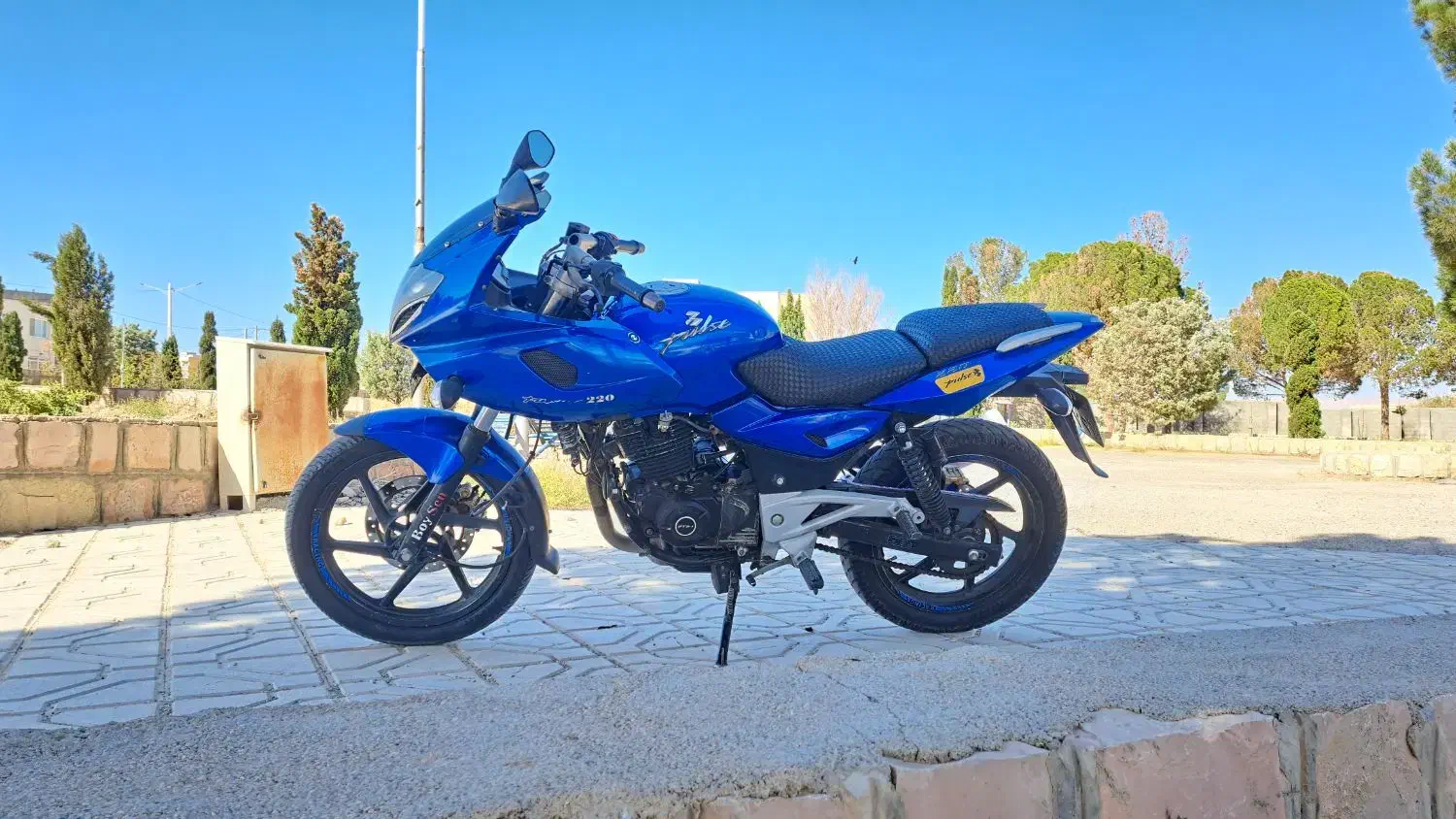 موتور پالس ۲۲۰ مدل ۹۱|موتورسیکلت|بجنورد, |دیوار