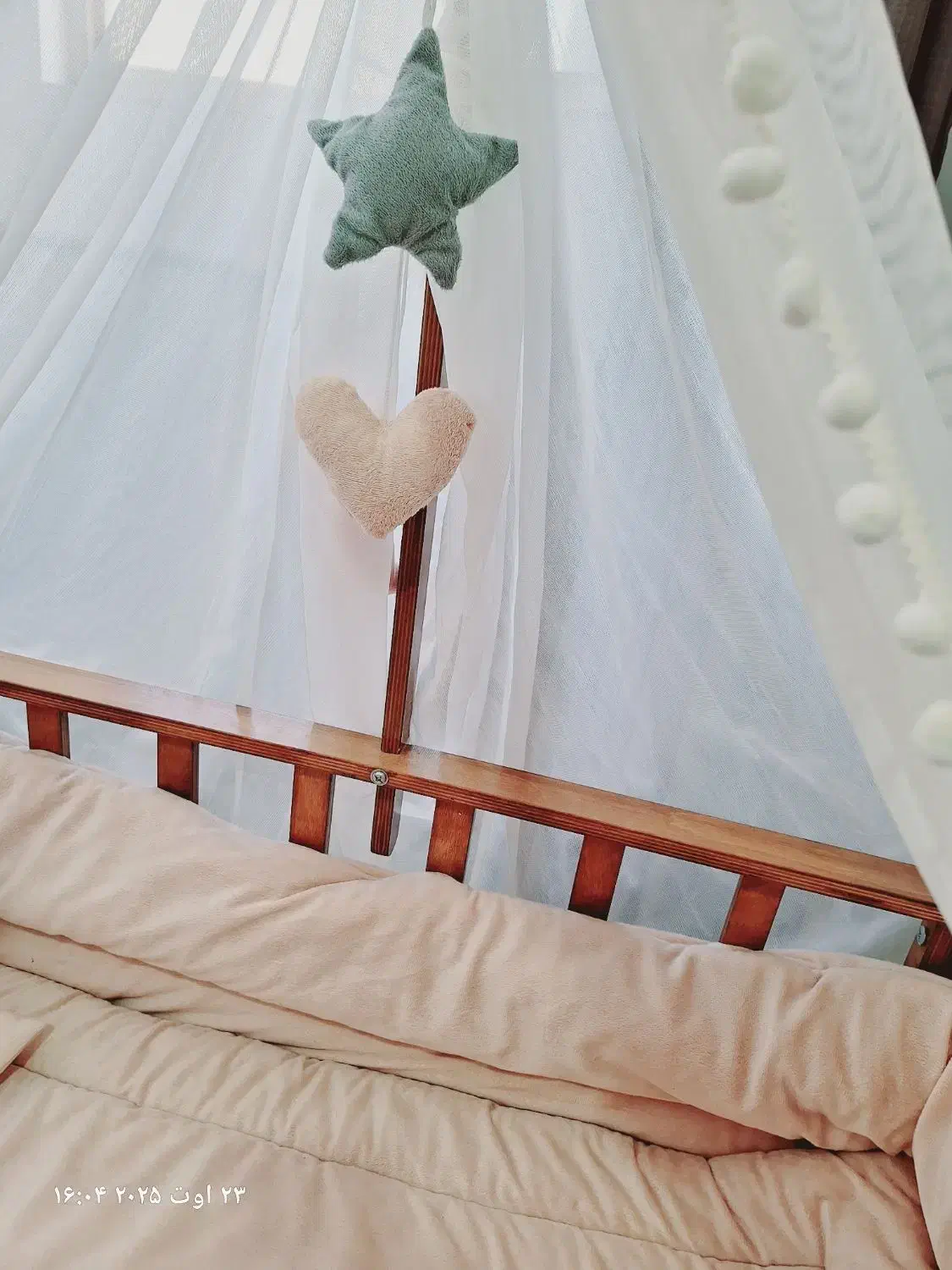 تخت کنار مادری نارسیس نو نو(محرک گهواره)|تخت و صندلی بچه|ساوه, |دیوار