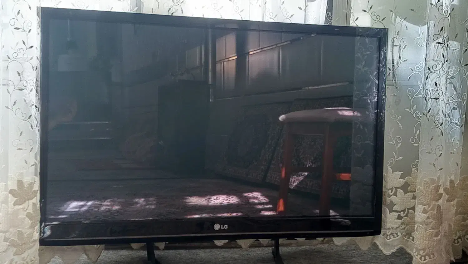 تلوزیون ال جی اصل ۴۲ اینچ|تلویزیون و پروژکتور|قیدار, |دیوار