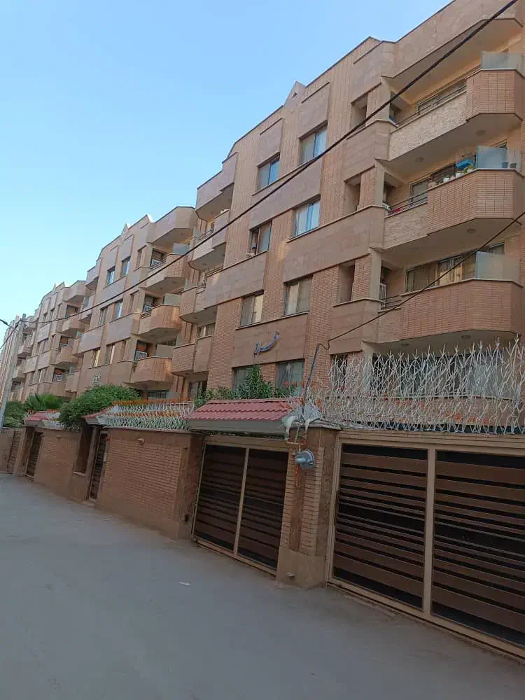 آپارتمان روشندشت شهرک زاینده رود|فروش آپارتمان|اصفهان, شهرک زاینده رود|دیوار