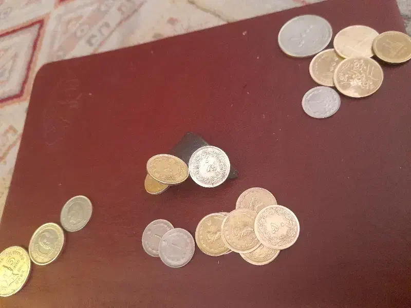 سکهای قدیمی و مغناطیسی که ارور|کلکسیون سکه، تمبر، اسکناس|تهران, ارامنه|دیوار