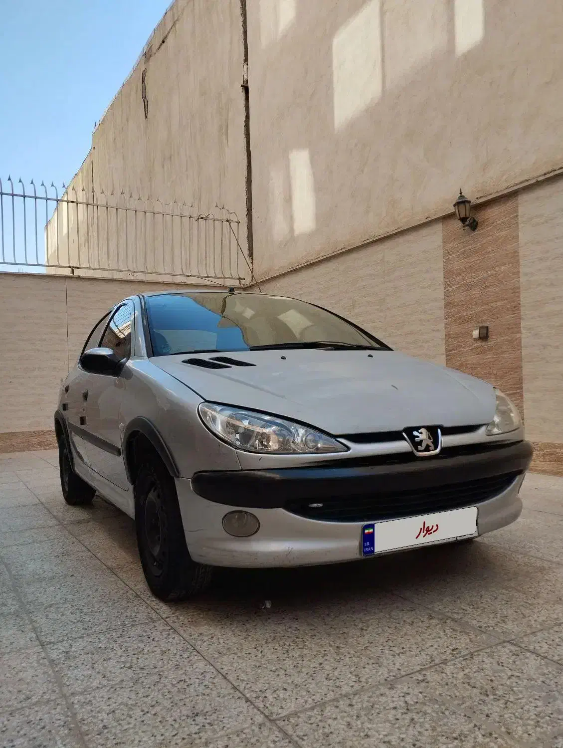 206 معاوضه فقط با پراید|خودرو سواری و وانت|اصفهان, فروردین|دیوار