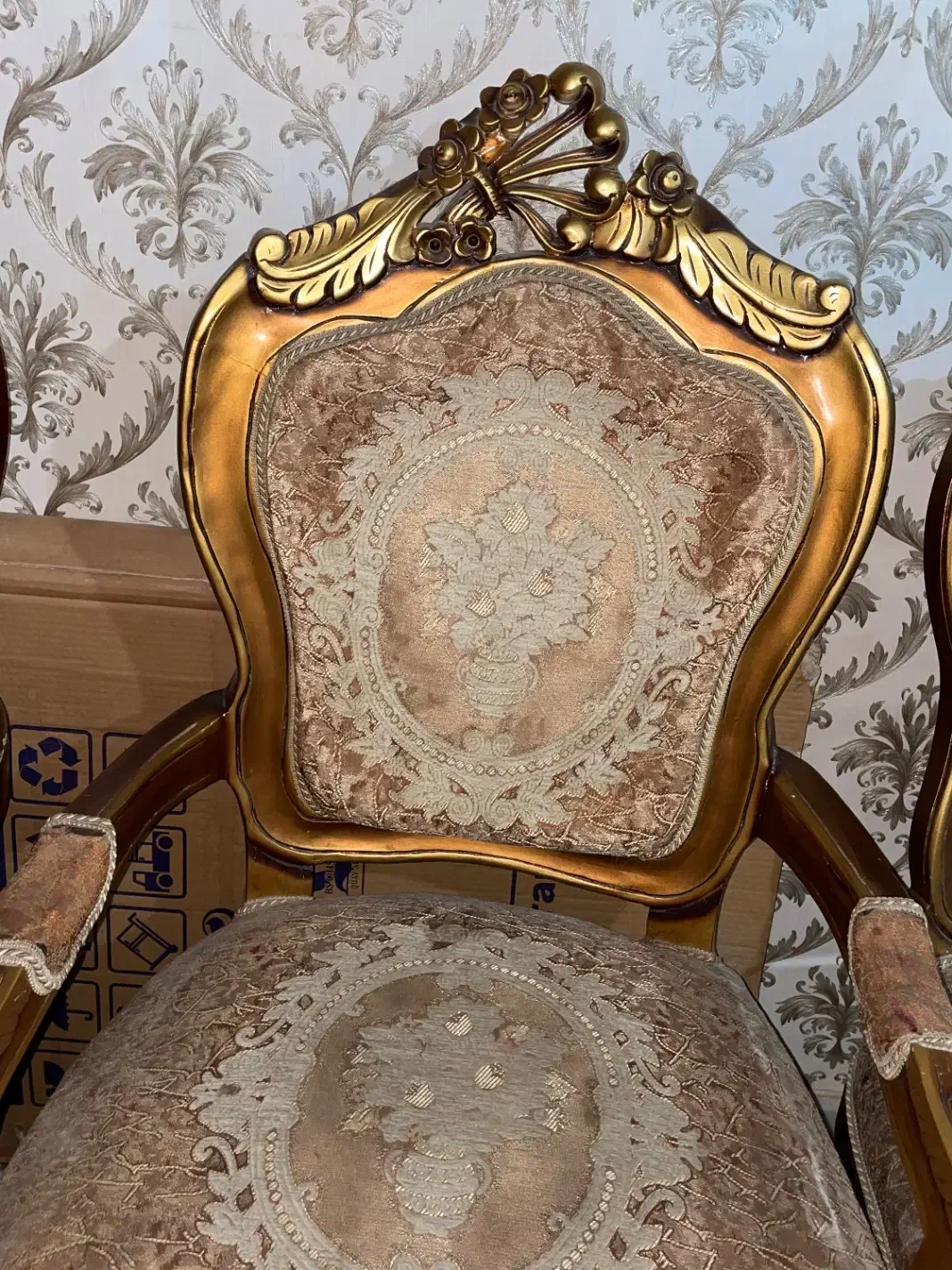 مبل سلطنتی مناسب خانه باغ|مبلمان خانگی و میز عسلی|کاشان, فاز ۲ ناجی آباد|دیوار