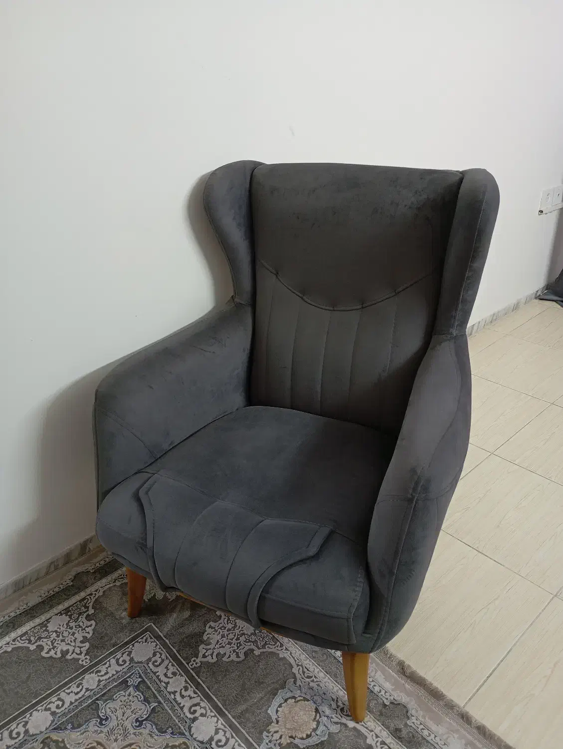 مبل هشت نفره|مبلمان خانگی و میز عسلی|لاهیجان, کوی خزر|دیوار