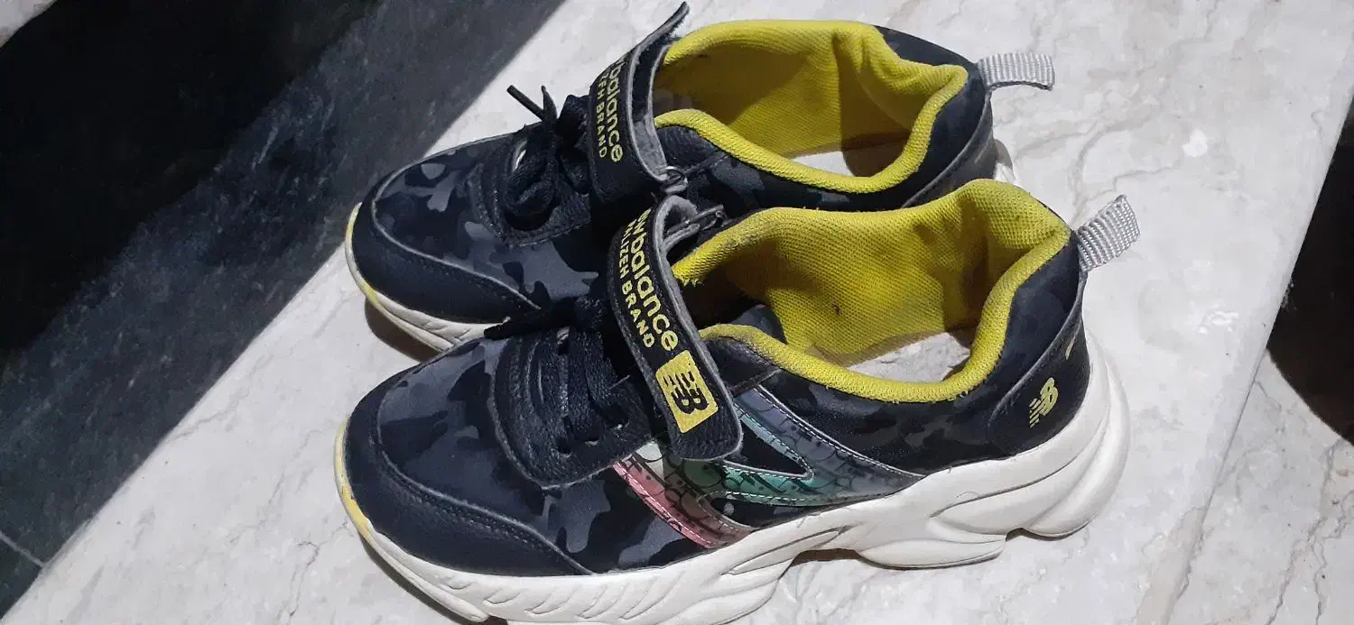 تعدادی لباس پسرانه|کفش و لباس بچه|ساری, |دیوار