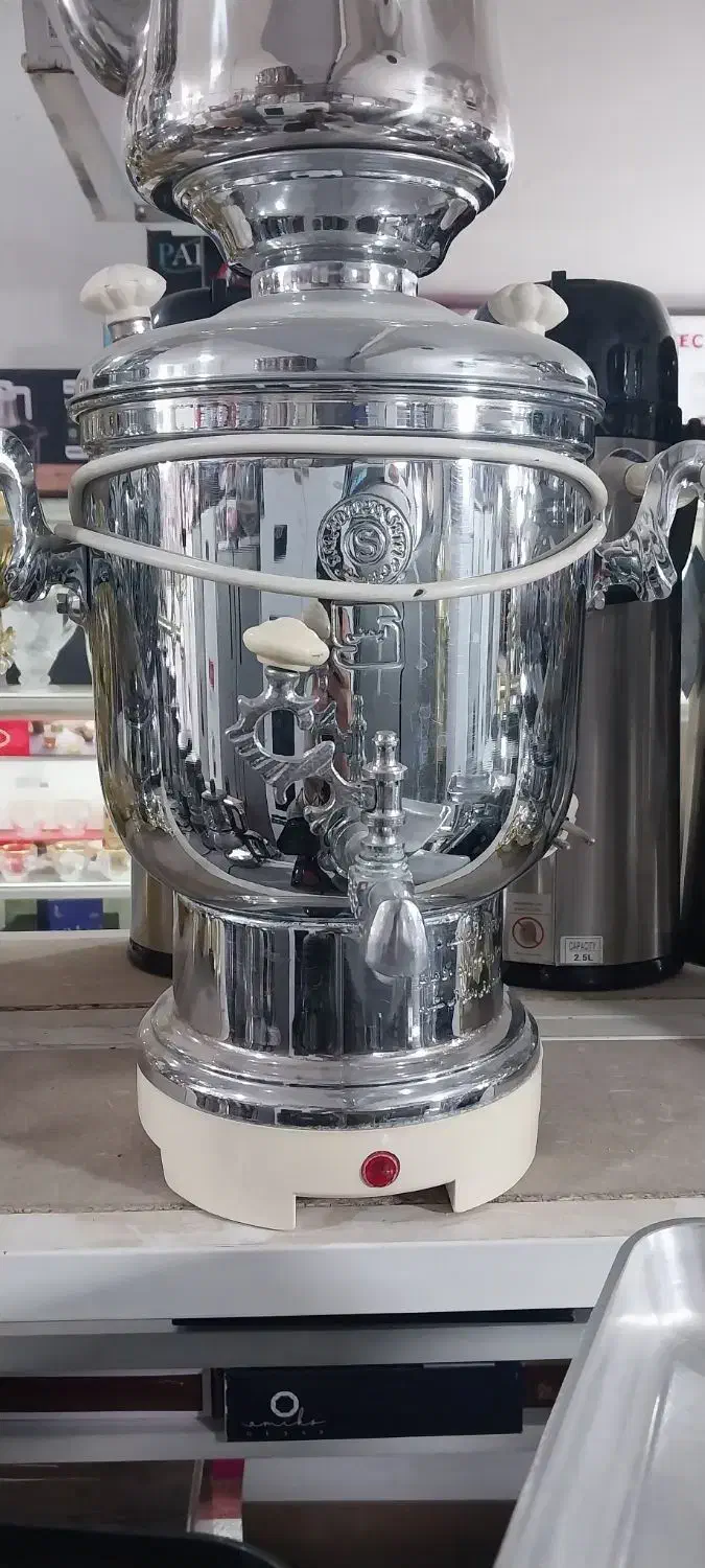 سماور برقی بسیار تمیز|سماور، چایساز، قهوهساز|ارومیه, |دیوار