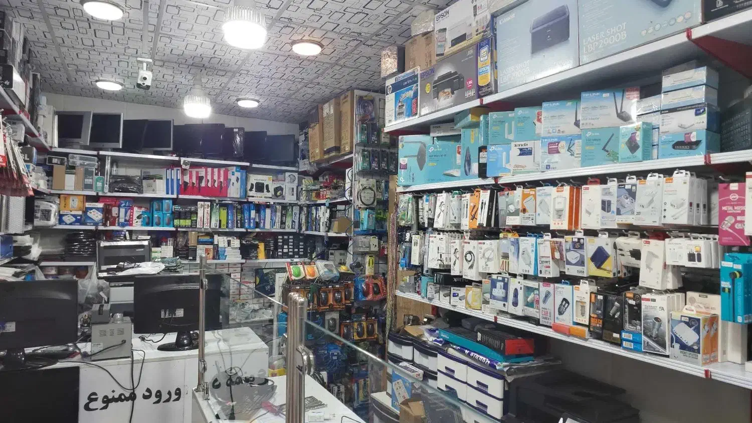 خدمات کامپیوتر در محل|خدمات رایانه‌ای و موبایل|یزد, |دیوار