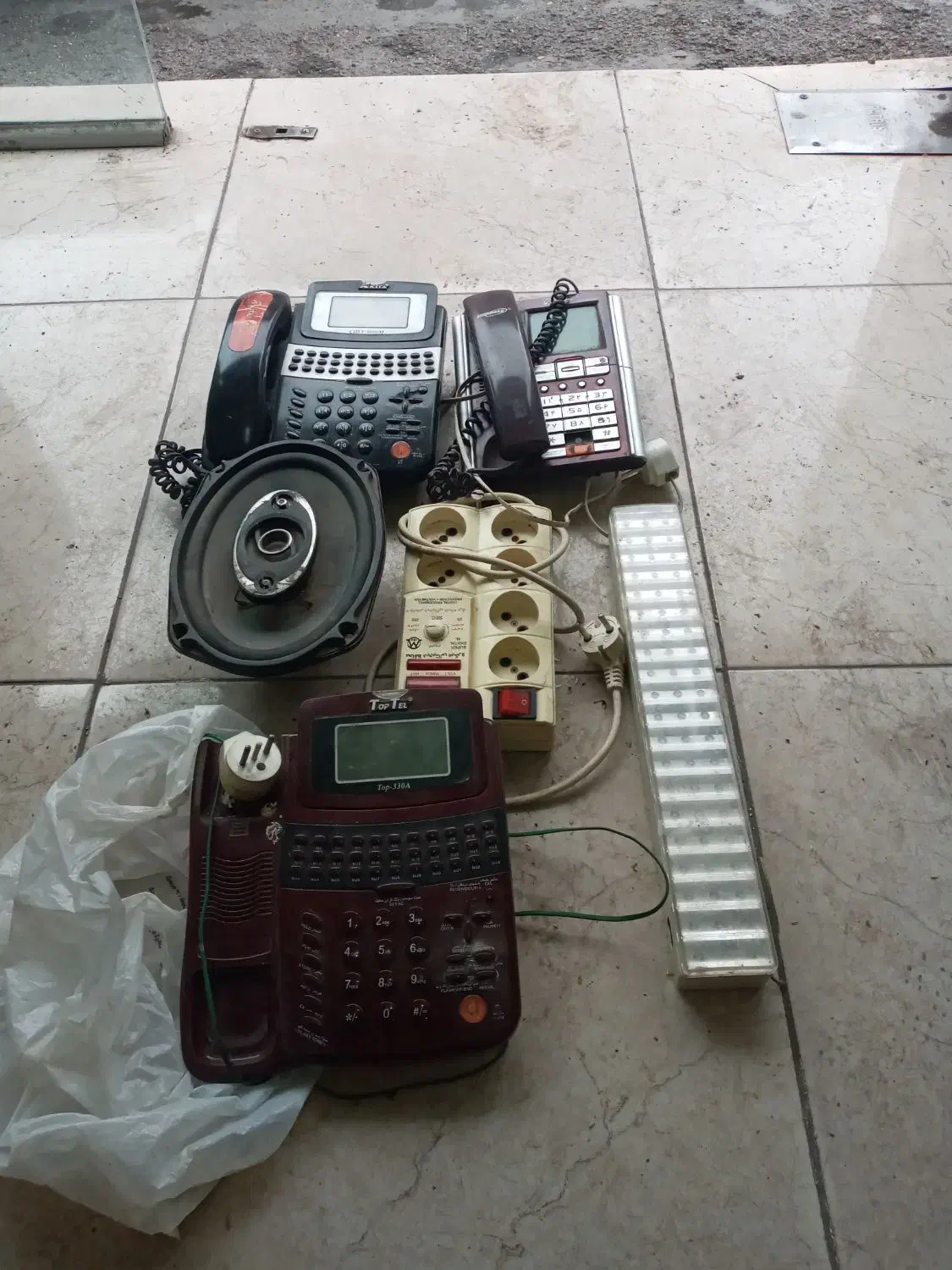 وسایل الکترونیکی|تلفن رومیزی|سنگر, |دیوار