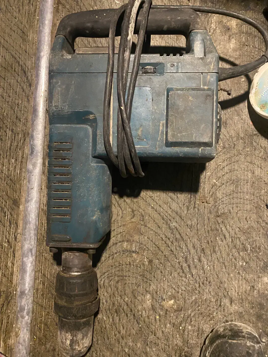 هیلتی بوش پیکور اره برقی بتن کن ویبراتور کفکش ۳فاز|ابزارآلات|تهران, حکیمیه|دیوار