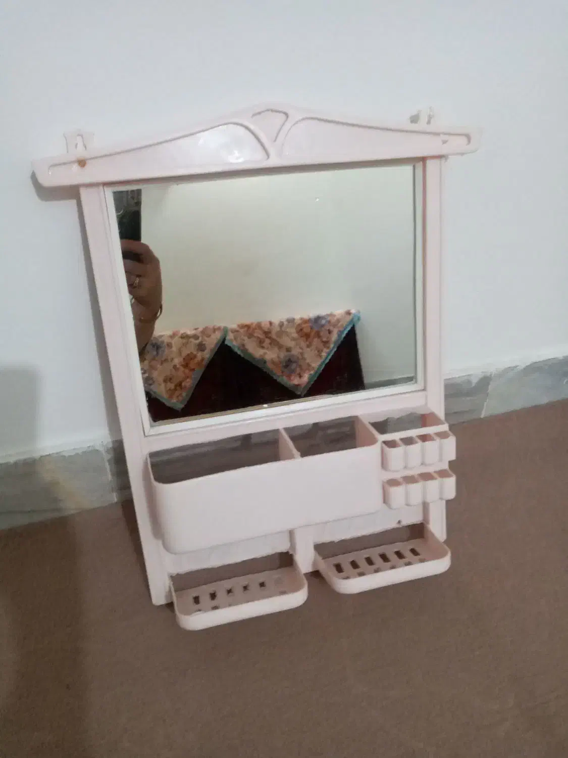 یک عددآینه ی روشوی ،به فروش میرسد|لوازم حمام|محمدشهر, علی آباد گونه|دیوار