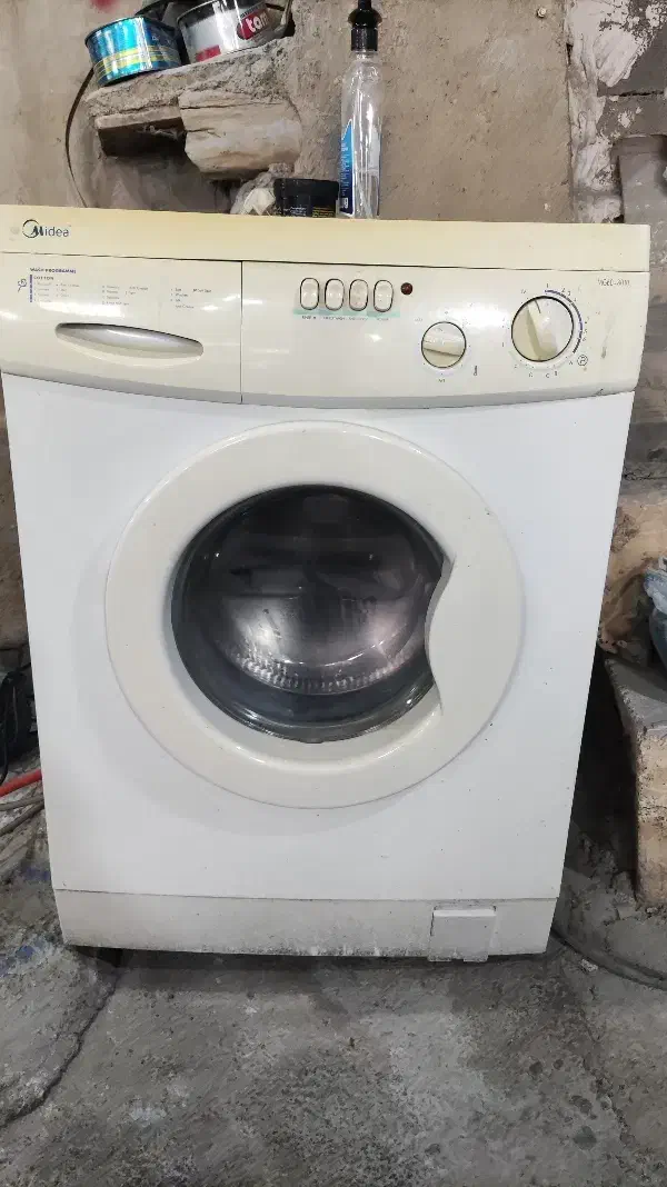 لباسشویی 8 کیلو میدیا|ماشین لباسشویی و خشک‌کن لباس|سقز, |دیوار