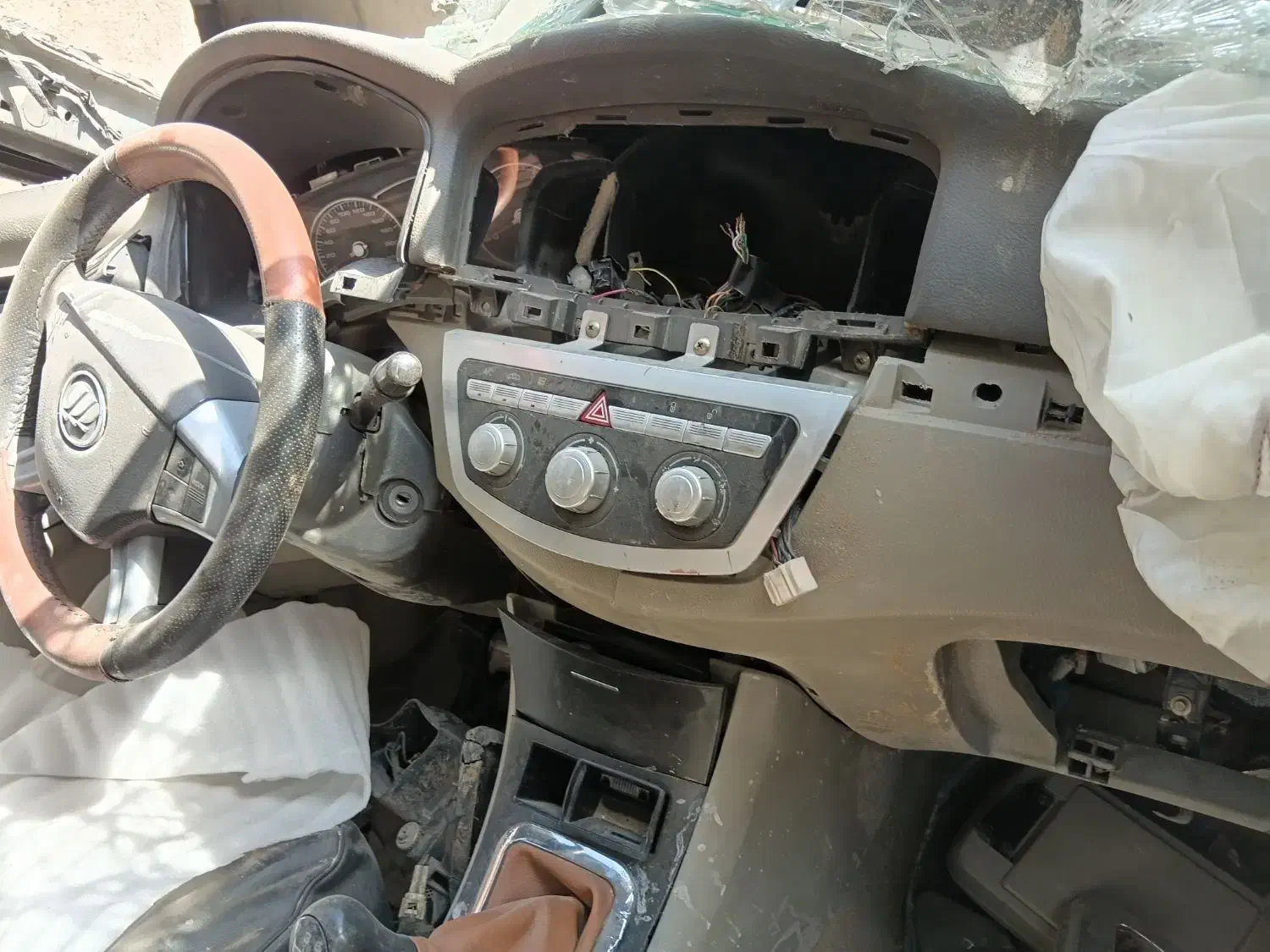 کلیه لوازم لیفان 620 موتور ۱۶۰۰ موجود میباشد|قطعات یدکی و لوازم جانبی|شیراز, داریون|دیوار