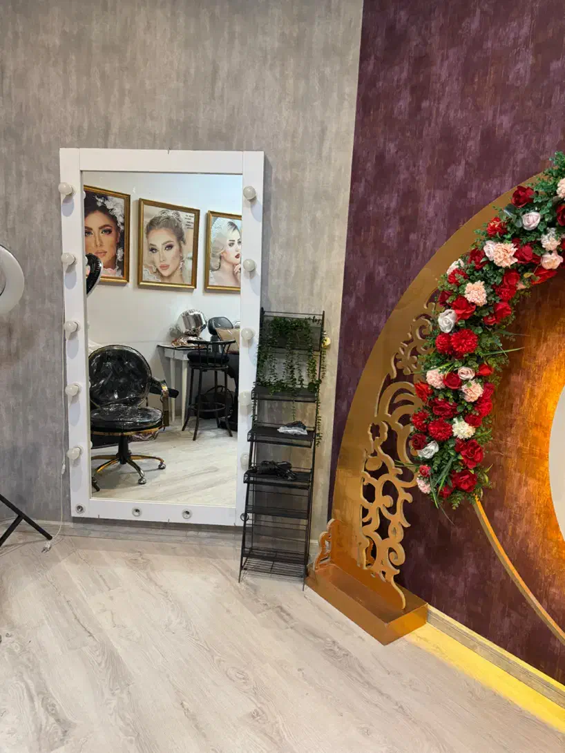 اجاره اتاق ۱۵ متری در سالن زیبایی گلبرگ|اجارهٔ کوتاه‌مدت دفتر کار و فضای آموزشی|مشهد, گلبرگ|دیوار