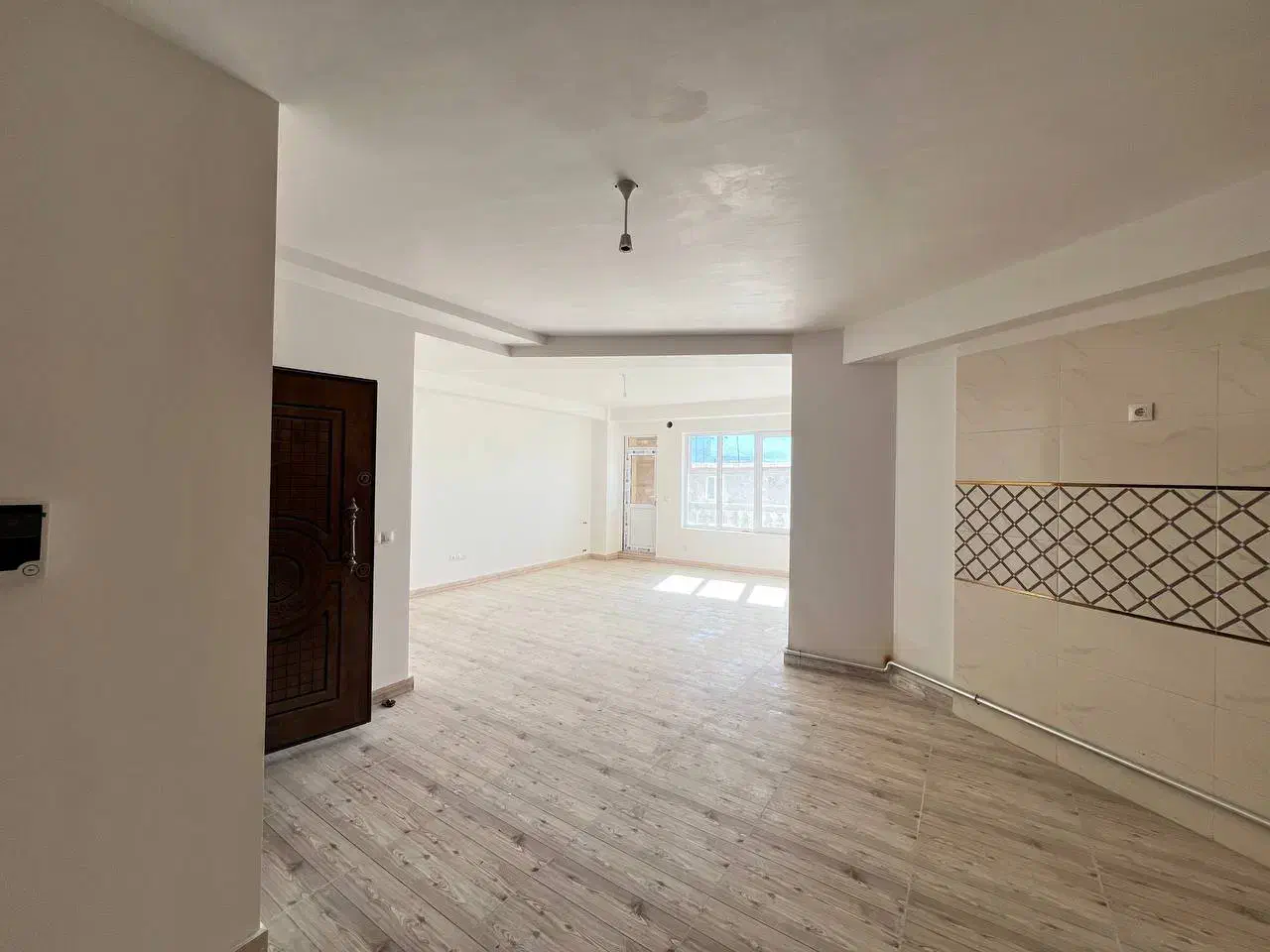 فروش آپارتمان نوساز در کوی عارف۱۱۴مترمفیدواحدجنوبی|فروش آپارتمان|اهر, |دیوار