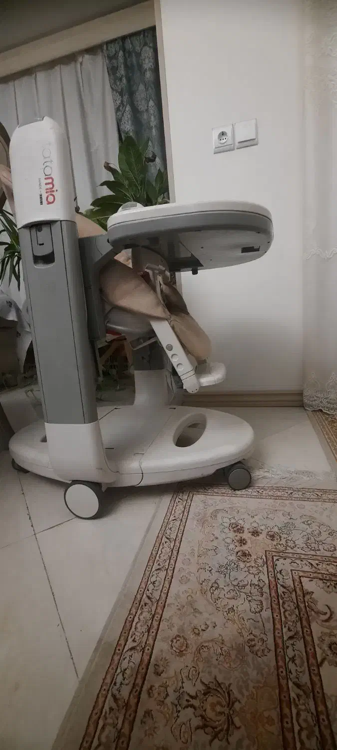 صندلی غذاخوری کودک|میز و صندلی غذاخوری|گرگان, |دیوار