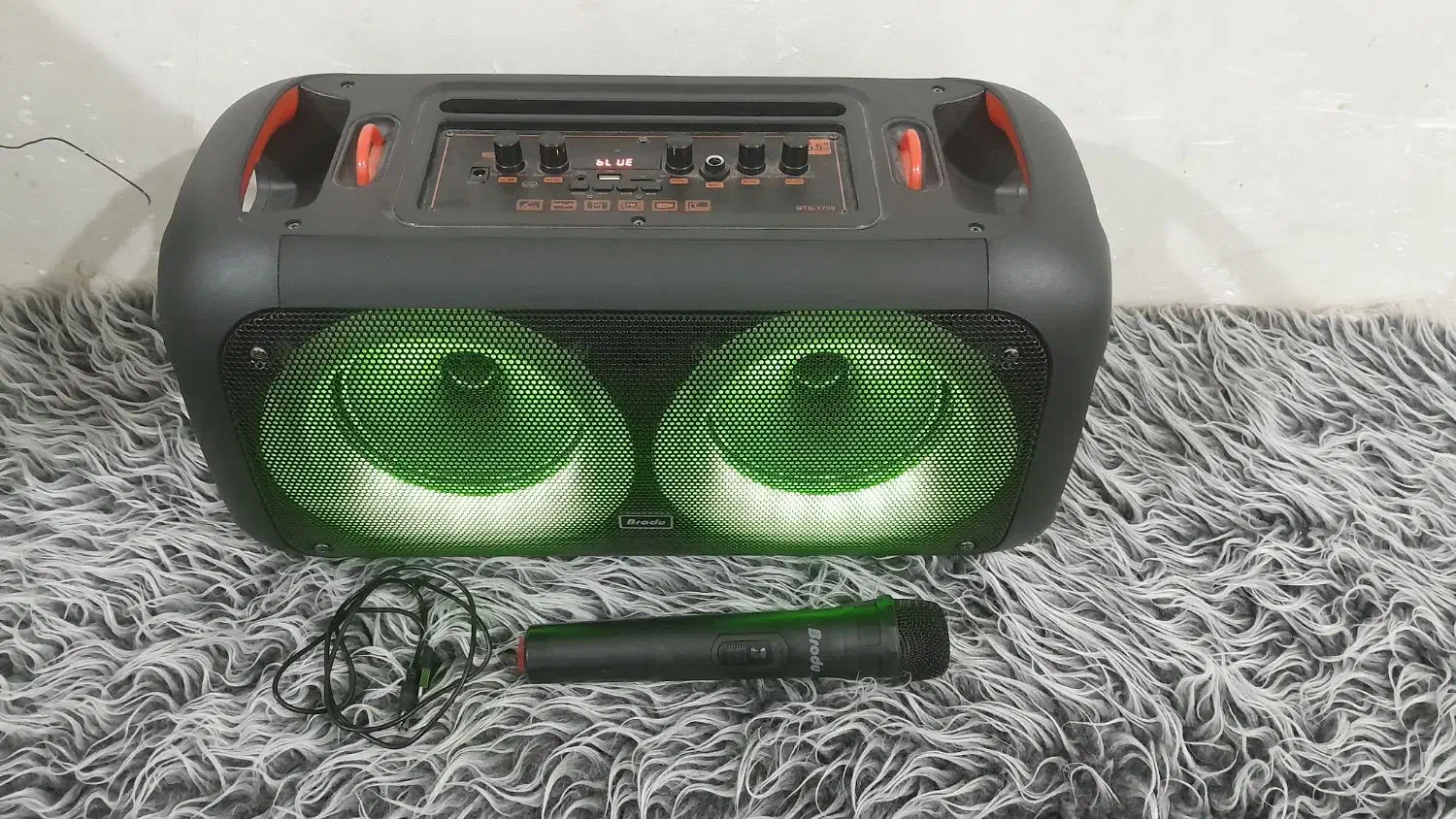 اسپیکر همراه با میکروفون|پخش‌کننده همراه|دزفول, |دیوار