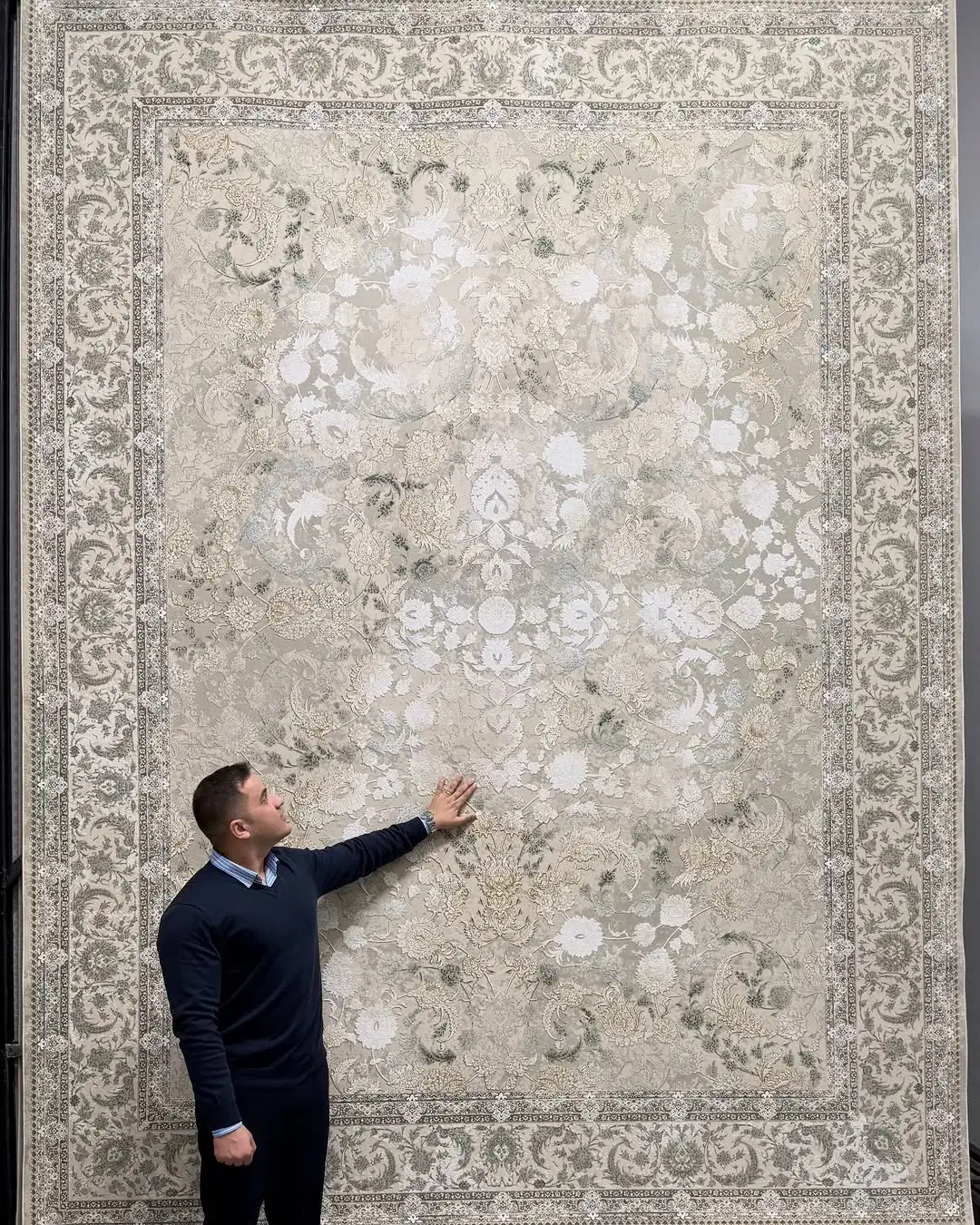 فرش ویدا کرم طوسی ۱۲۰۰شانه مجموعه کامل ۳۶۰۰|فرش|بوشهر, |دیوار