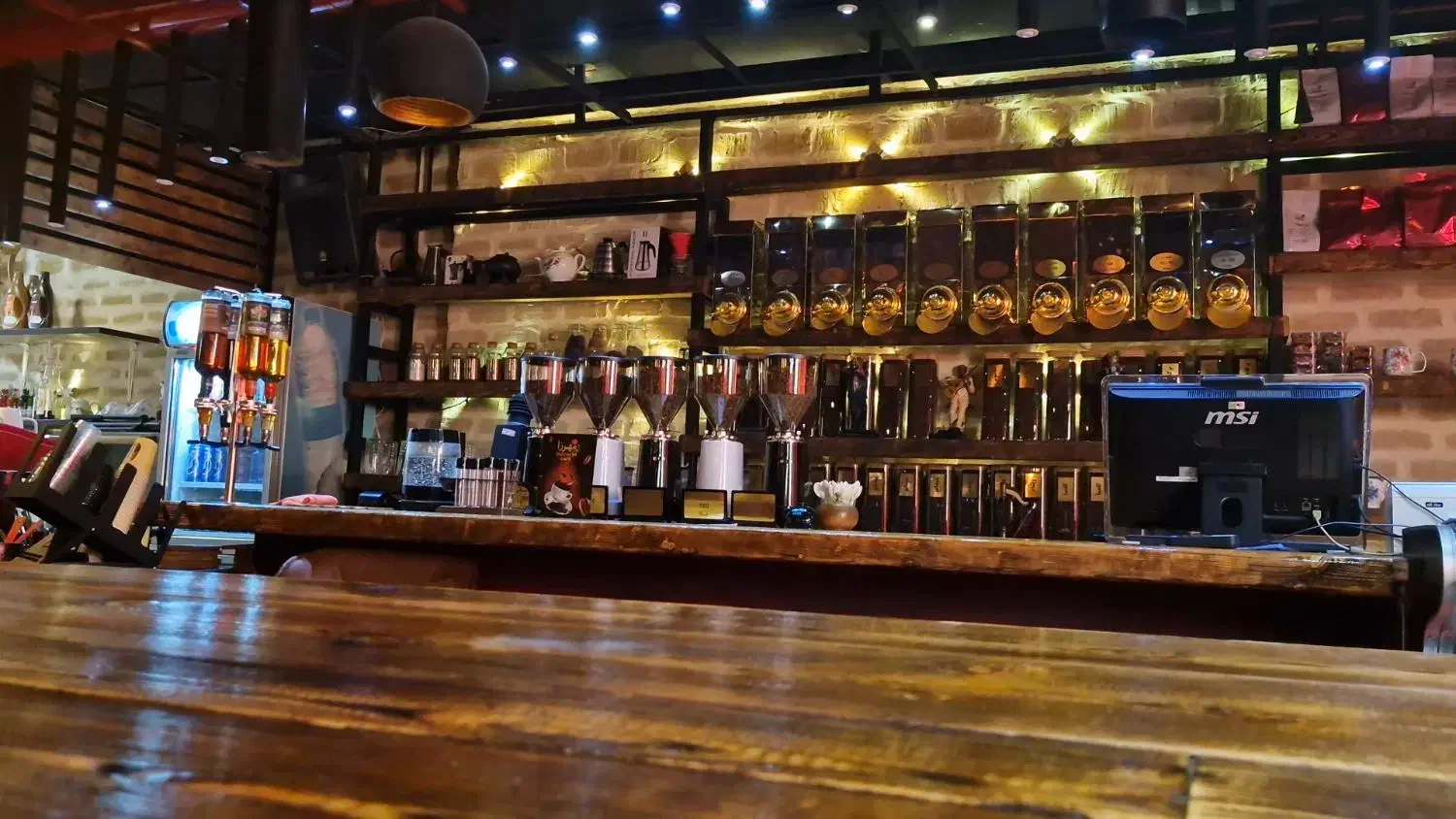 فضای رویداد.میز کار اشتراکی.رزرو کافه.کنفرانس|خدمات پذیرایی، مراسم|تهران, بهار|دیوار