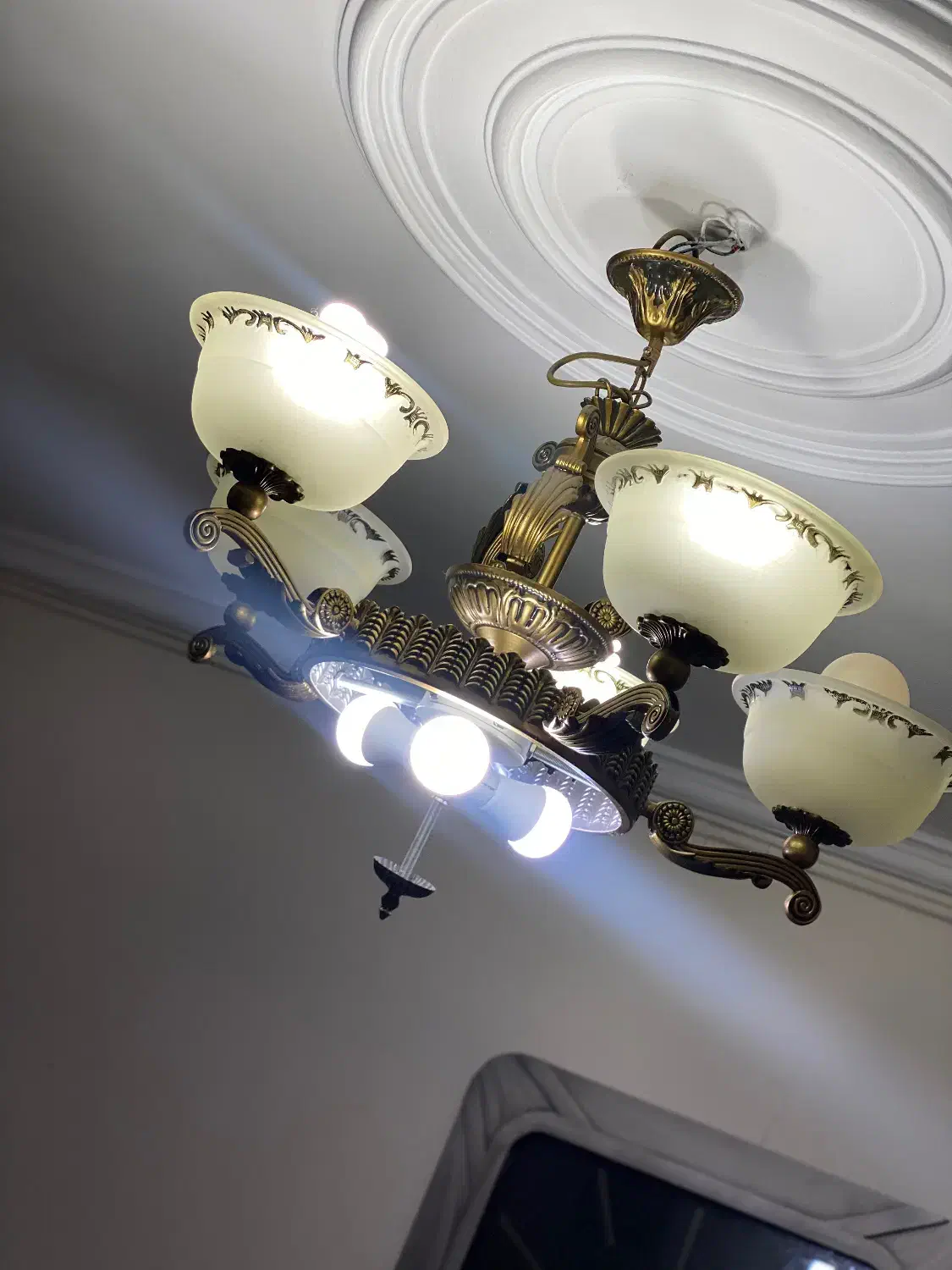 یک جفت لوستر|لوستر و چراغ آویز|کرج, گوهردشت|دیوار