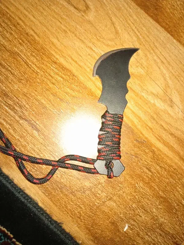 چاقو|کلکسیون اشیاء عتیقه|گرگان, |دیوار