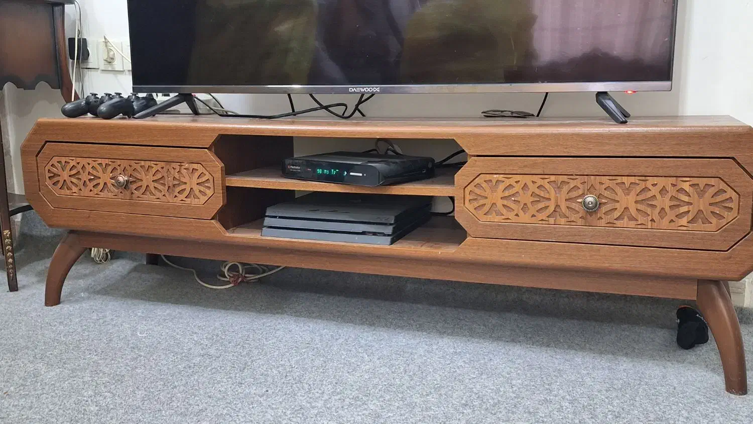 زیرتلویزیون چوبی پادری آون توستر|میز تلویزیون|قدس, شهر‌قدس|دیوار