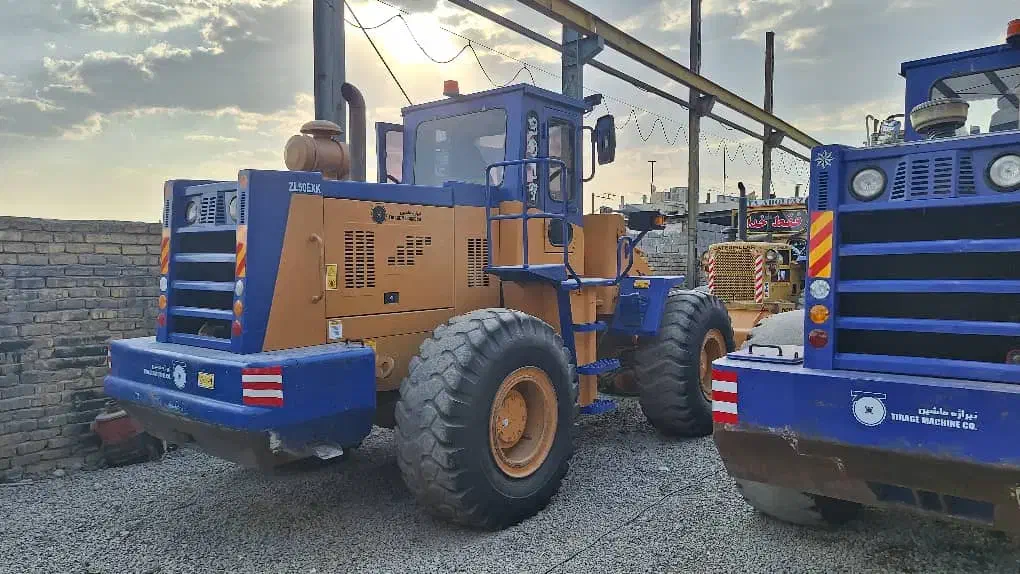 لودر تیراژه  ۲۰۱۷|خودرو سنگین|اسلامشهر, مسکن مهر اسلاشهر (شهرک امام خمینی)|دیوار