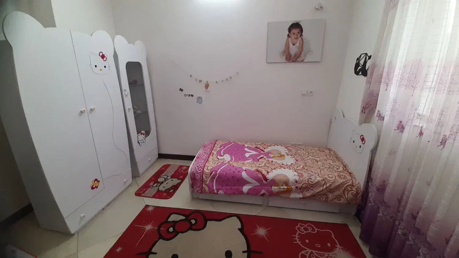 تخت و کمد و فرش اتاق کودک و نوجوان|اسباب و اثاث بچه|بیرجند, |دیوار