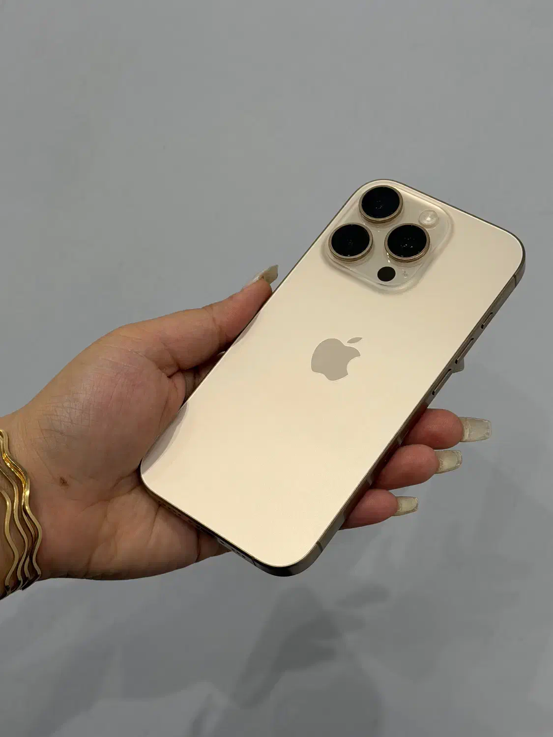 16pro|موبایل|تهران, منیریه|دیوار