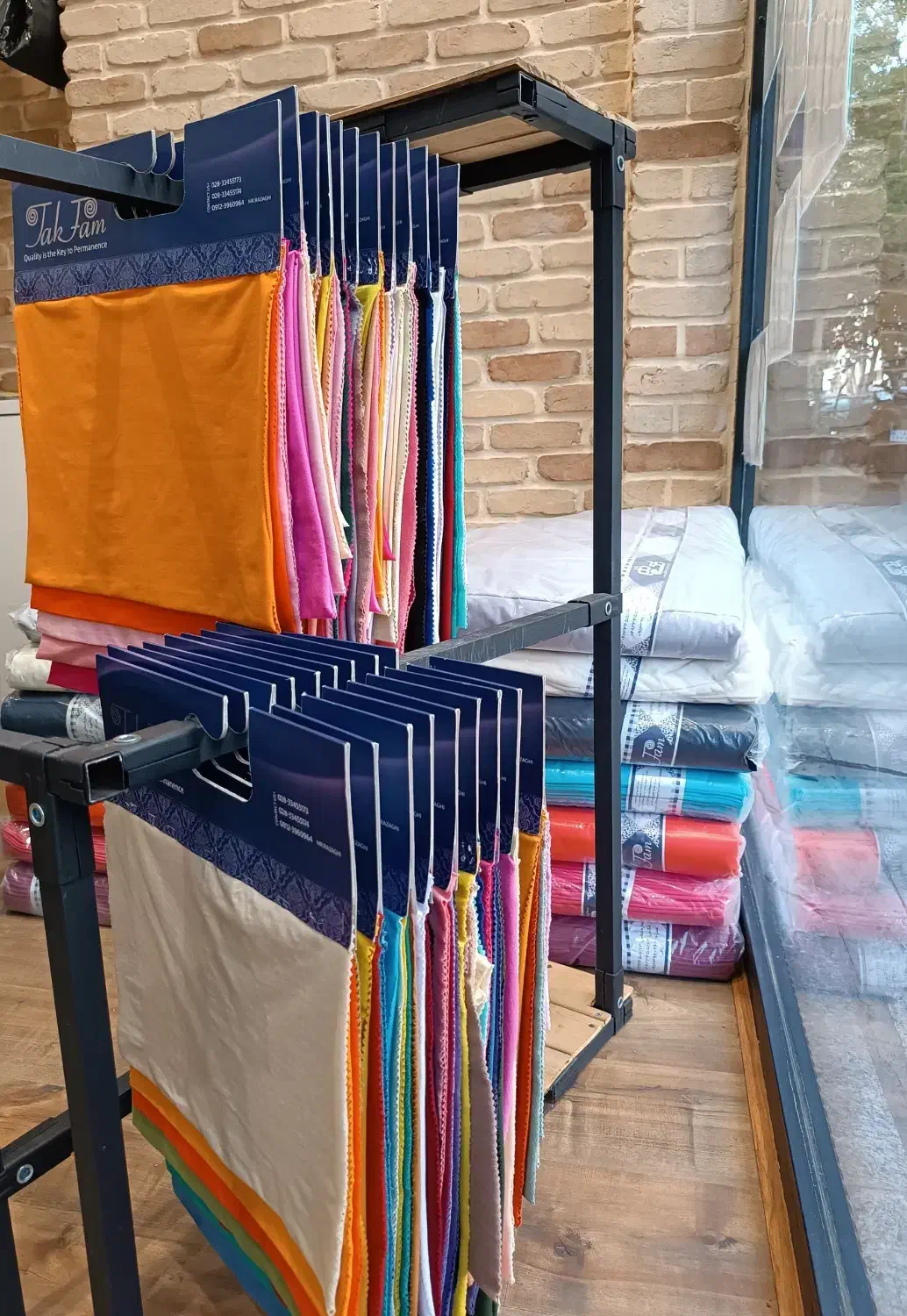 فروش عمده پارچه تریکو، دورس، یکروپنبه،پلی استرپنبه|عمده‌فروشی|مشهد, بهشت|دیوار