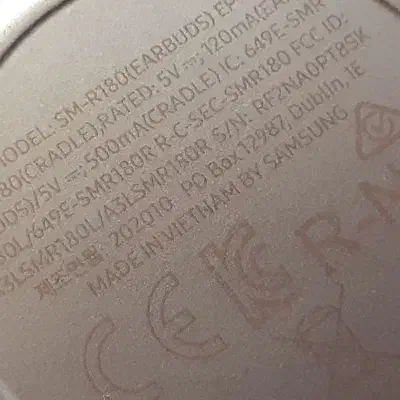 ارپاد سامسونگ بادز لایو اصلی کیفیت بالا|لوازم جانبی موبایل و تبلت|قم, شهرک مهدیه (مدرس)|دیوار