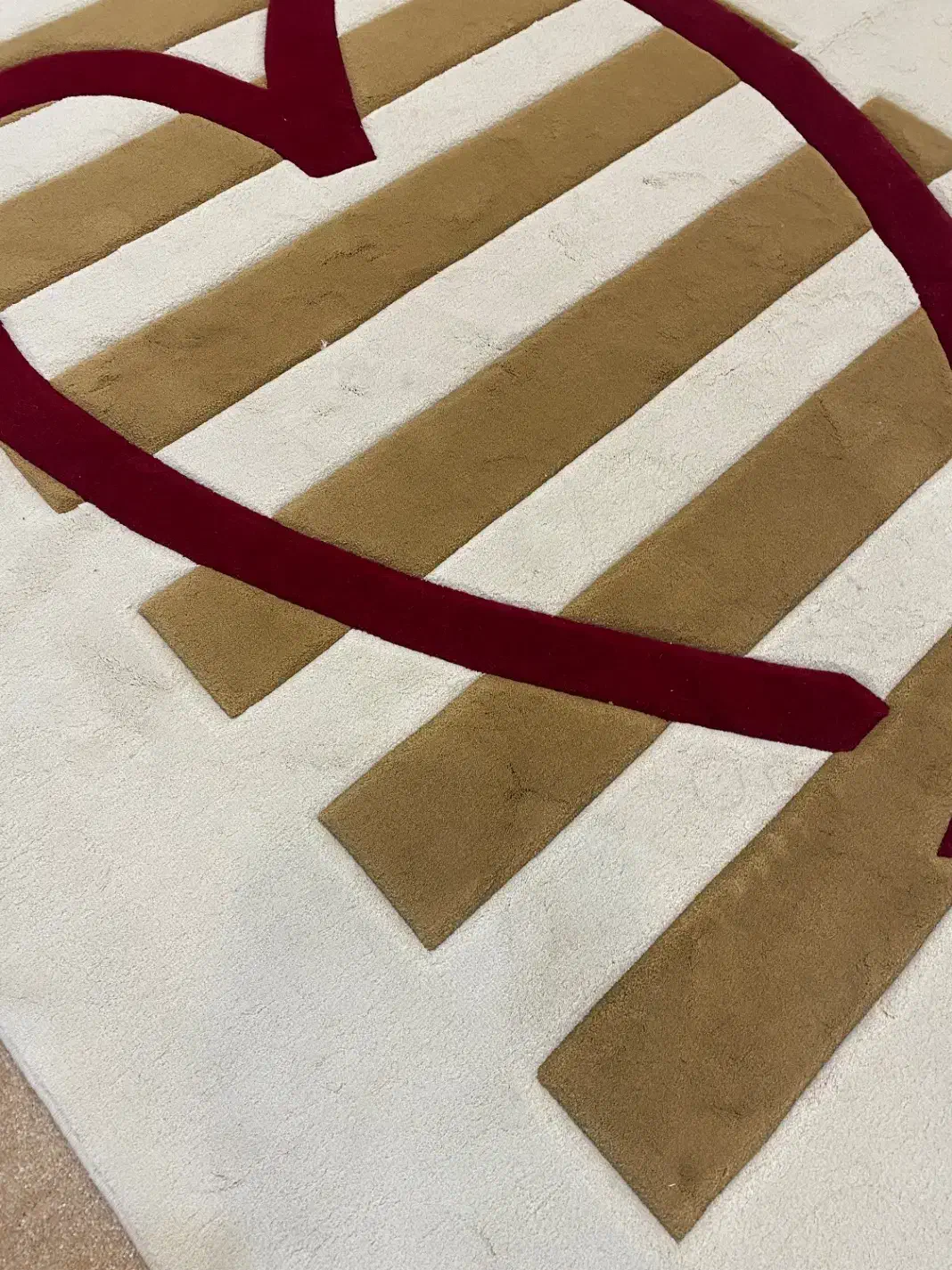 قالی ۴ متری|فرش|قائمشهر, |دیوار