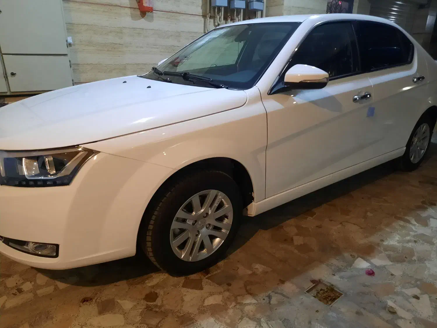 دنا پلاس ۶ دنده|خودرو سواری و وانت|صومعه‌سرا, |دیوار