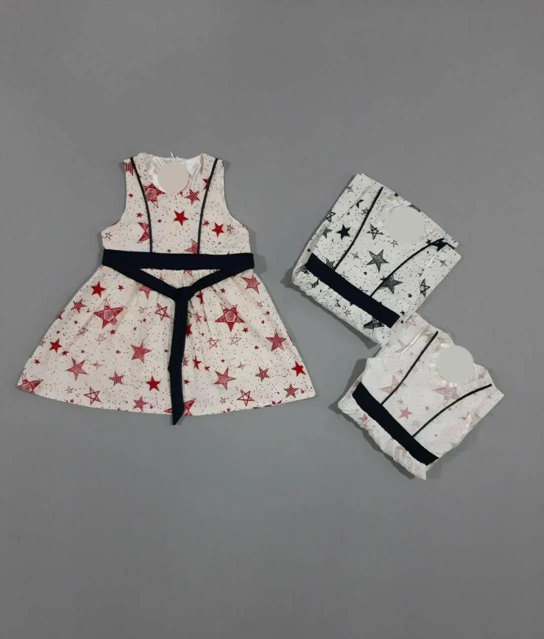 چند دست لباس دخترونه زیر قیمت بازار|کفش و لباس بچه|کلاله, |دیوار