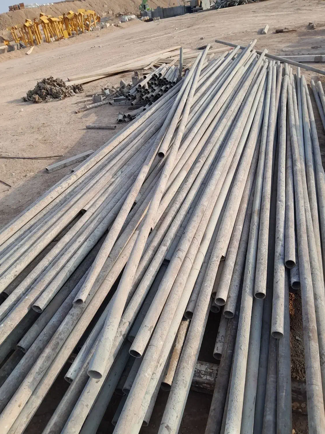 قالب لوله بولت تخته وغیره|مصالح و تجهیزات ساختمان|آغاجاری, |دیوار