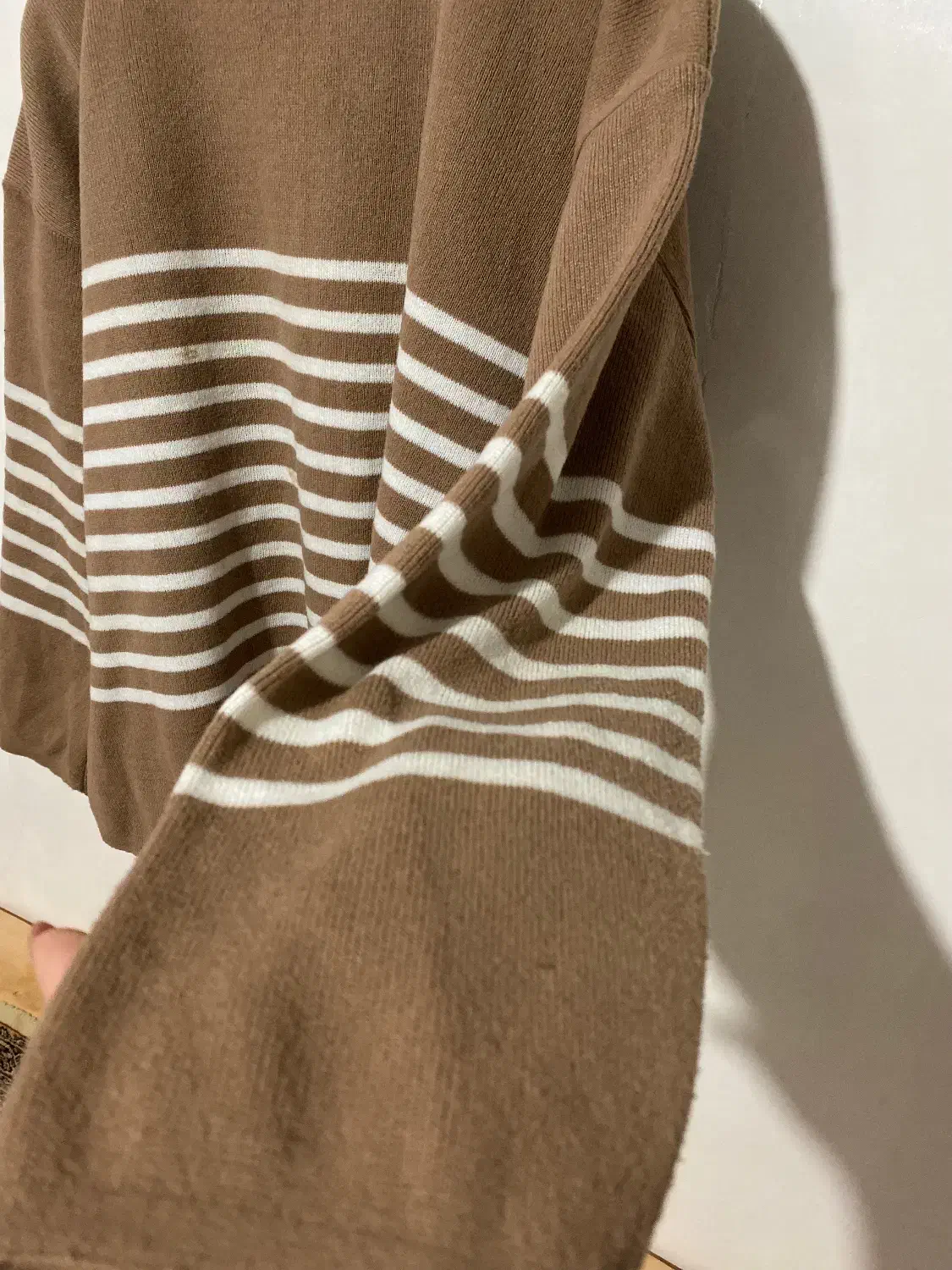 لباس بافت|لباس|رشت, نخودچر|دیوار