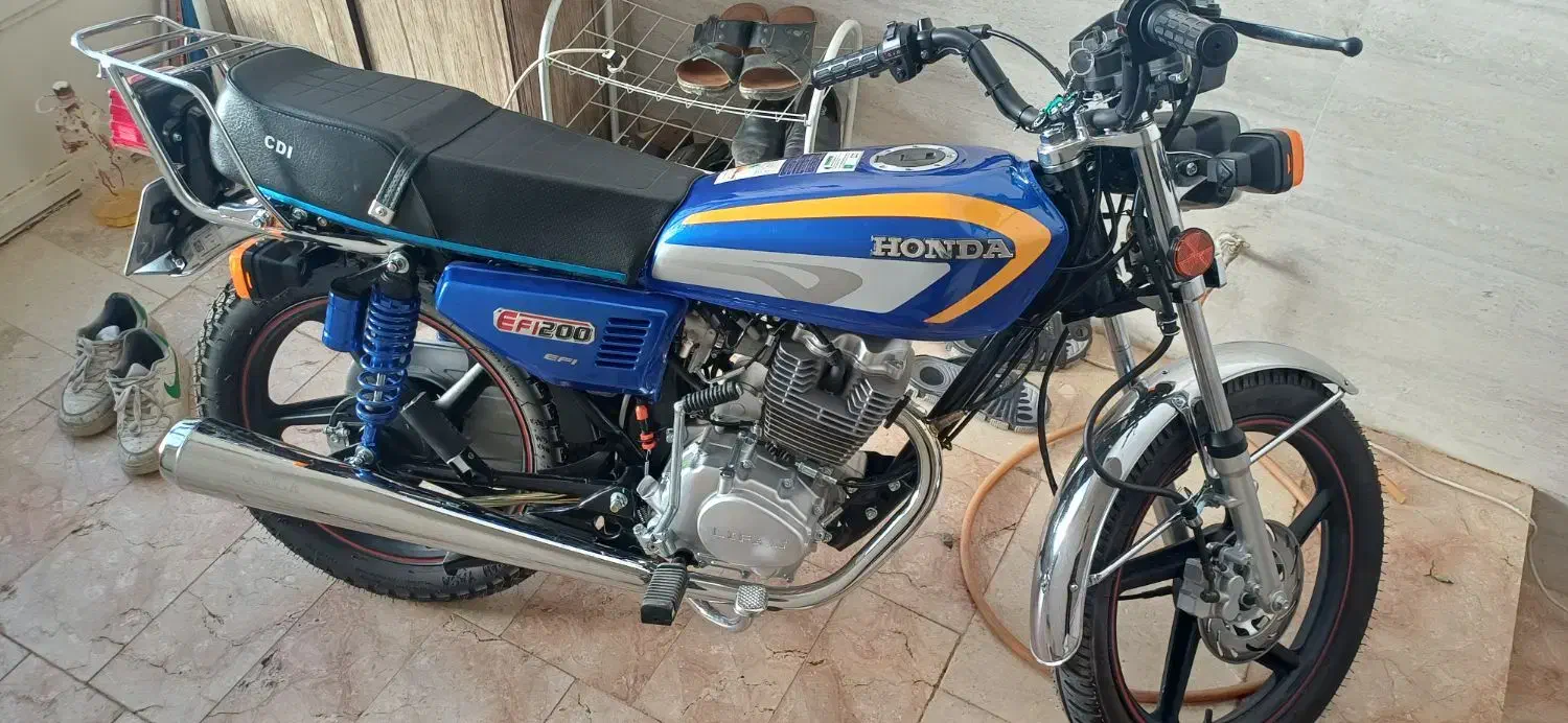 هوندا ۲۰۰ لیفان|موتورسیکلت|هشتگرد, هیو|دیوار