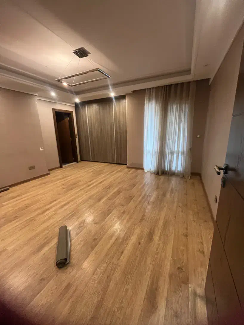 ۲۳۰متر/۳خواب مستر/تکواحدی/فرشته