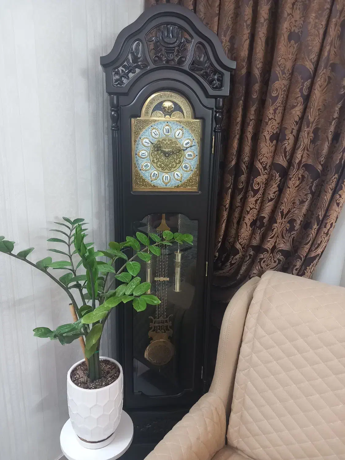 ساعت ایستاده بسیار تمیز|صنایع دستی و سایر لوازم تزئینی|بیرجند, |دیوار