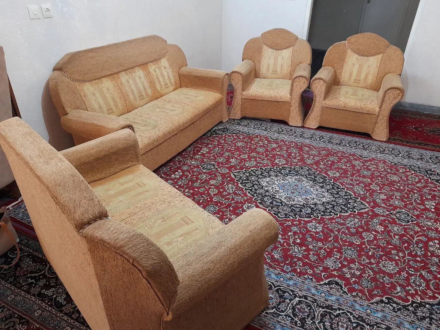 فروش مبل دست دوم|مبلمان خانگی و میز عسلی|شیراز, شهرک پرواز|دیوار