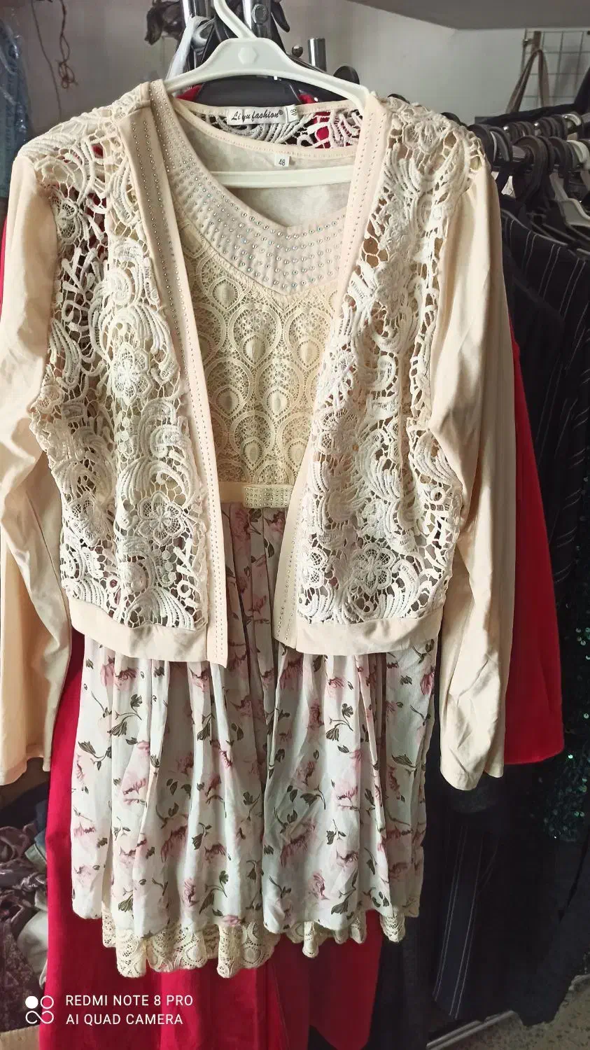 لباس زنانه|لباس|بهار, |دیوار