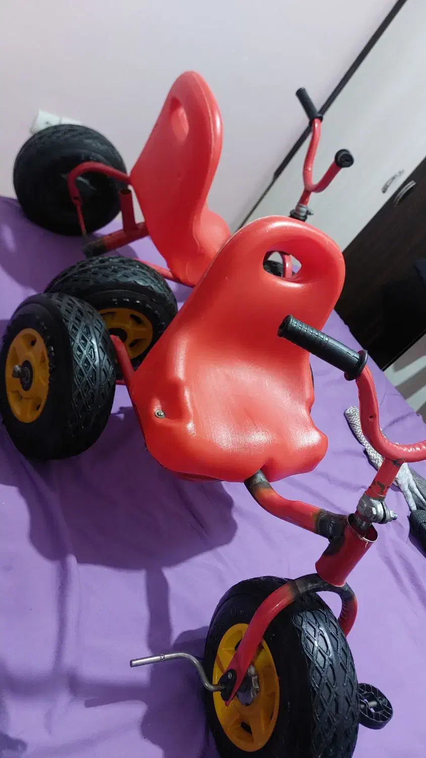 دوعدد  سه چرخه بچه گانه|دوچرخه، اسکیت، اسکوتر|تبریز, |دیوار